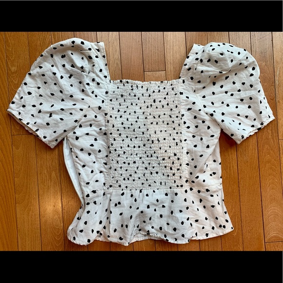 Banana Republic Puff Sleeve Polkadot Top - so cute! - Picture 9 of 12